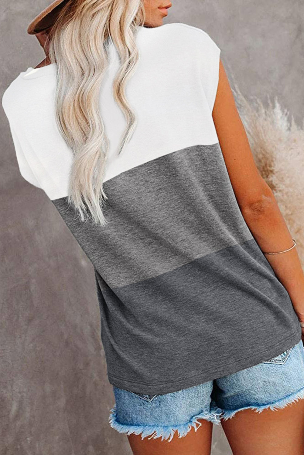 Gray Colorblock Pocketed Cap Sleeve Top