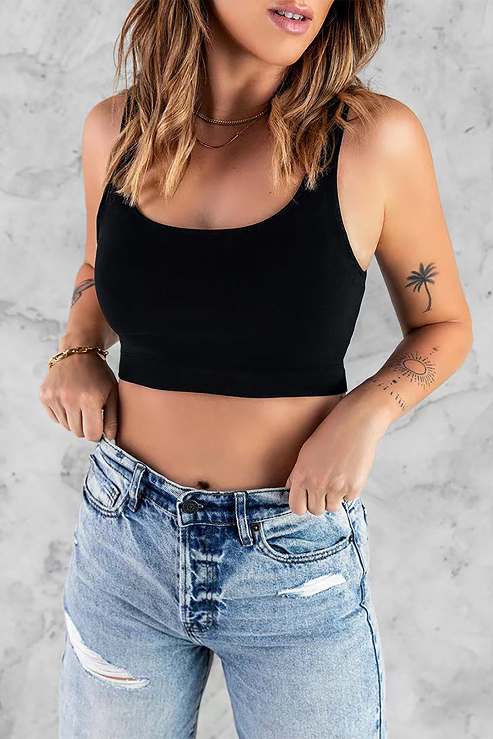 Black Scoop Neck U Cut Back Sports Bra/Crop top