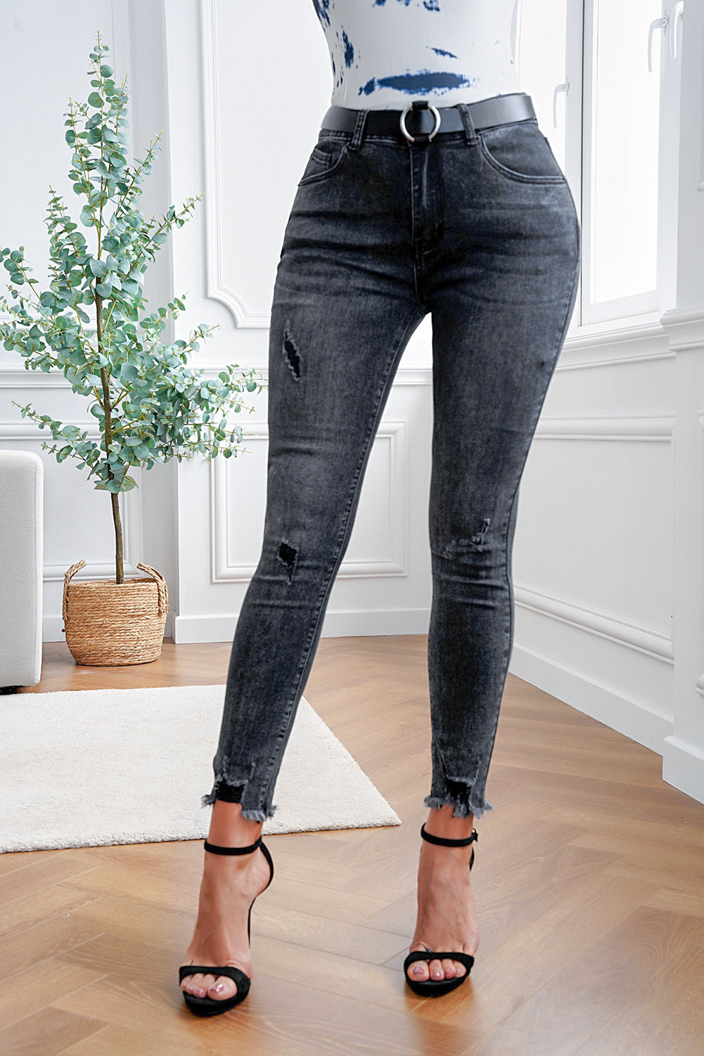 High Rise Frayed Ankle Skinny Jeans